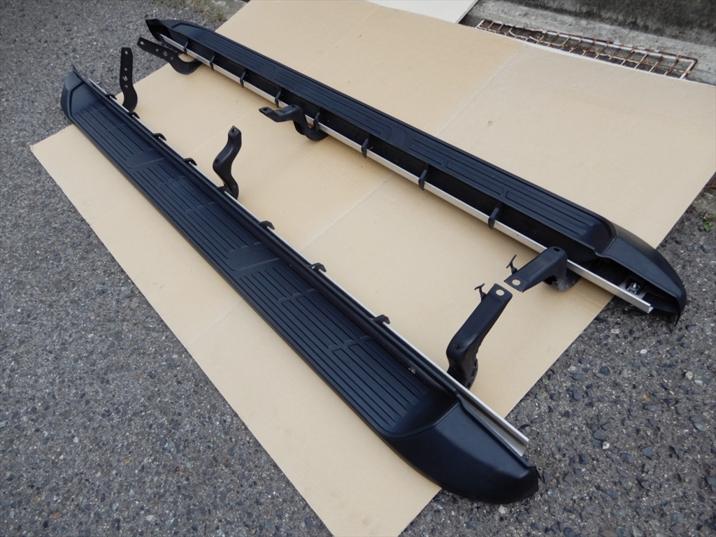 即決!GUN125 ハイラックス 純正 サイドステップ ランニングボード 左右セット!拍卖