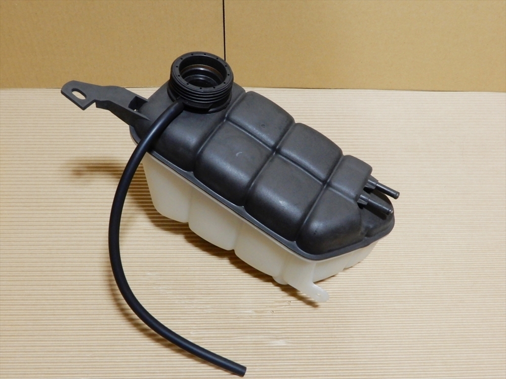 即決!W220 Mercedes ベンツ Sクラス 純正 ラジエーター リザーバータンク A2205000049 未使用品!拍卖