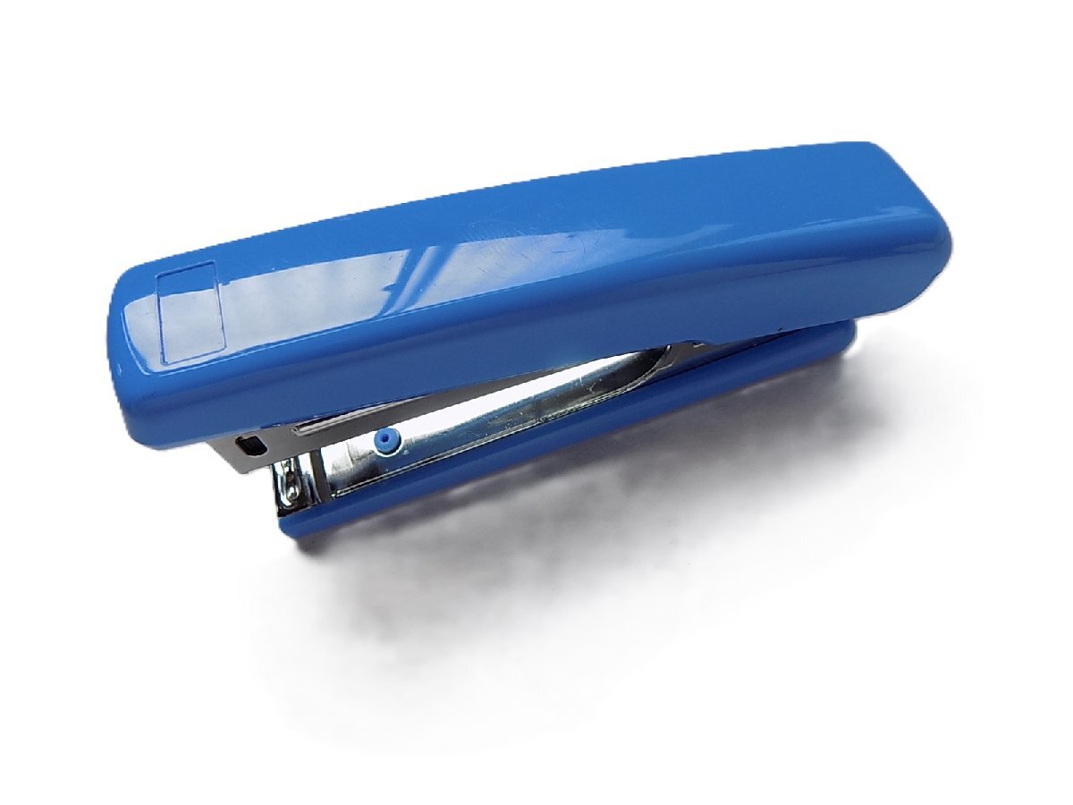●一円スタート●ブルーホッチキス/mo-K-64-5707/コンパクト/便利/安い/きれい/可愛い/事務所/書類/整理整頓/ファイル/A4/B4/綴じる拍卖