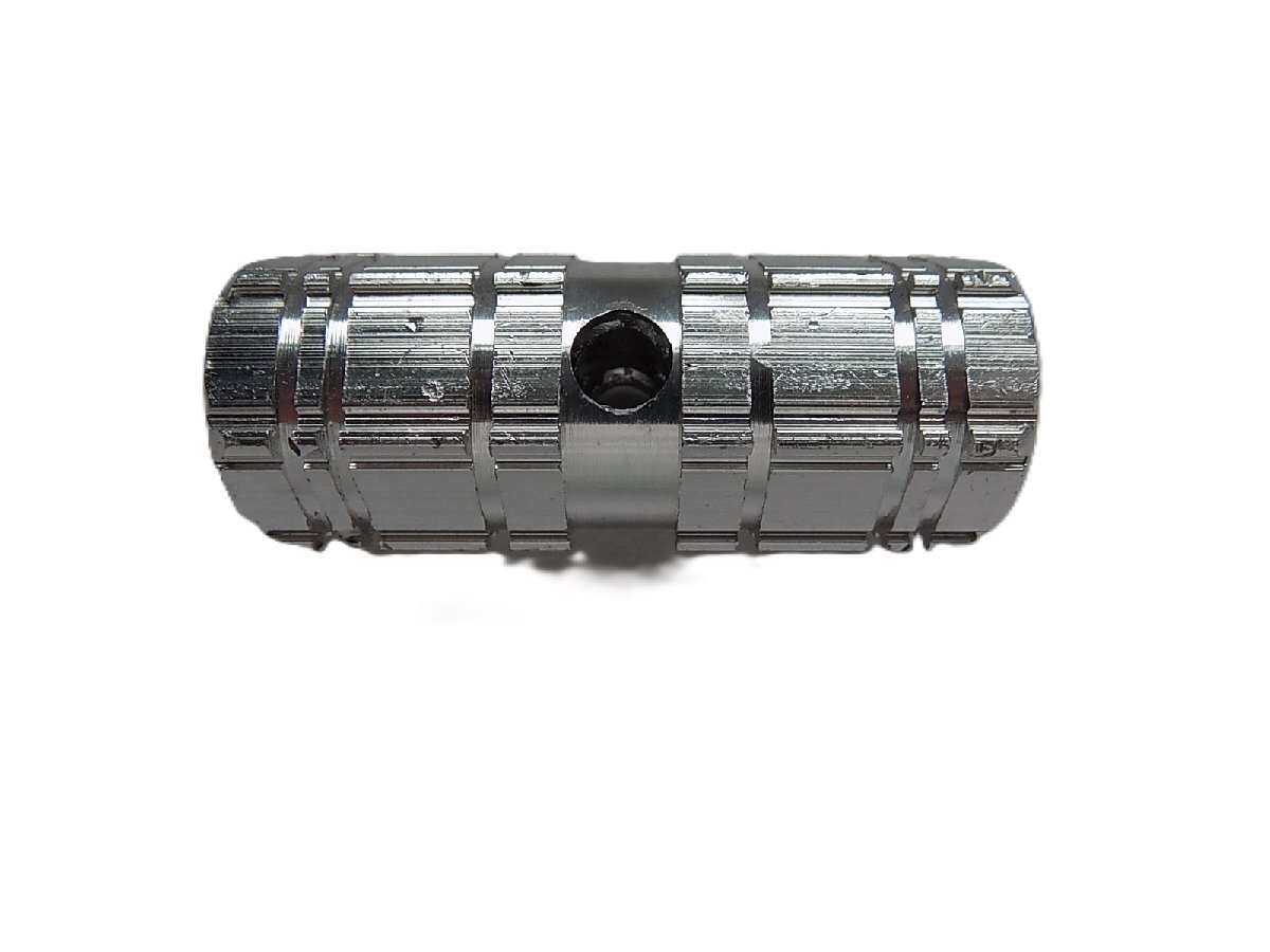 ●一円スタート●アルミ製バイクステップ/mo-K-60-5613/安い/滑り止め加工/製品/精緻/粒/滑り止め/設計/採用/効果的/踏み空/現象/防止拍卖