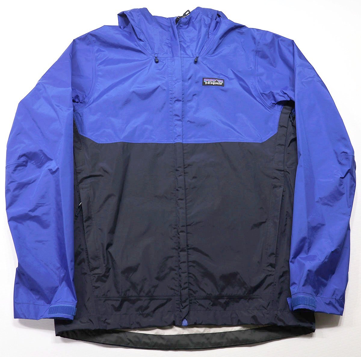 Patagonia (パタゴニア) Torrentshell Jacket / トレントシェル ジャケット 83802FA17 美品 ネイビー × ブルー size S拍卖