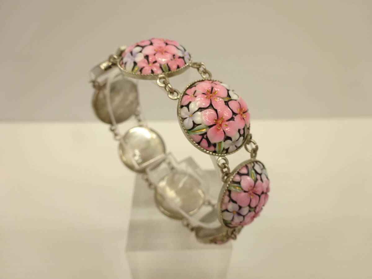 アクセサリー祭 TOSHIKANE 俊兼 フラワーモチーフ ブレスレット バングル ヴィンテージ シルバーカラー 経年劣化有 現状品 長期保管品 拍卖
