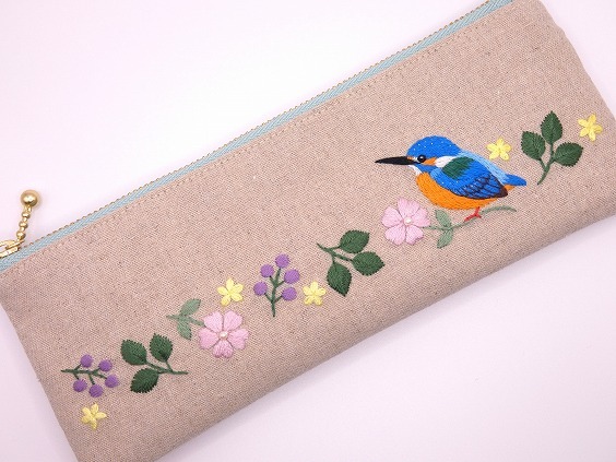 ハンドメイド 鳥の刺繍 ペンケース ポーチ カワセミ 野鳥拍卖