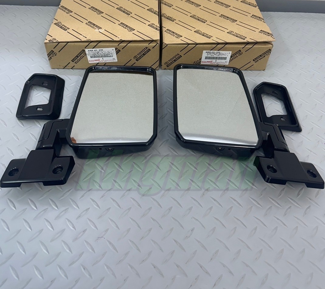 ●新品 未使用●トヨタ純正部品 TOYOTA ランドクルーザー ランクル FZJ78 VDJ78 VDJ79 リアビューミラー左右セット拍卖