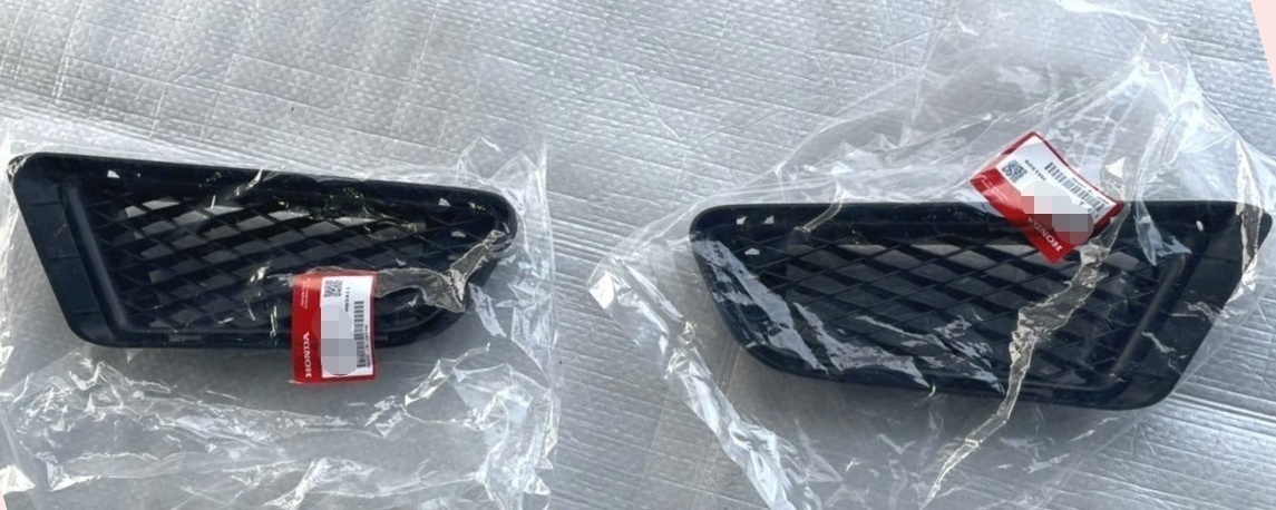 【新品】 ホンダ シビック タイプR FD2フロント バンパー グリル サイド 左右セット拍卖