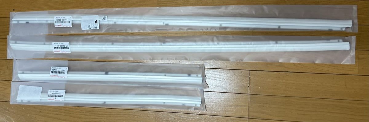 ●新品 未使用●トヨタ純正部品 アリスト JZS16# ドア アウトサイド モールディング拍卖