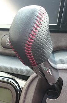 【新品】トヨタ純正 シフトノブ 70系ヴォクシーG's 本革 パンチングシフトノブ レッドステッチ 拍卖