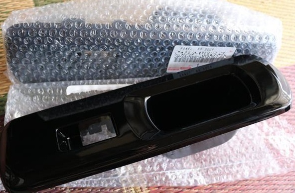 ●新品 未使用●トヨタ純正 アクア NHP10 リア ウィンドウスイッチパネル 左右セット拍卖