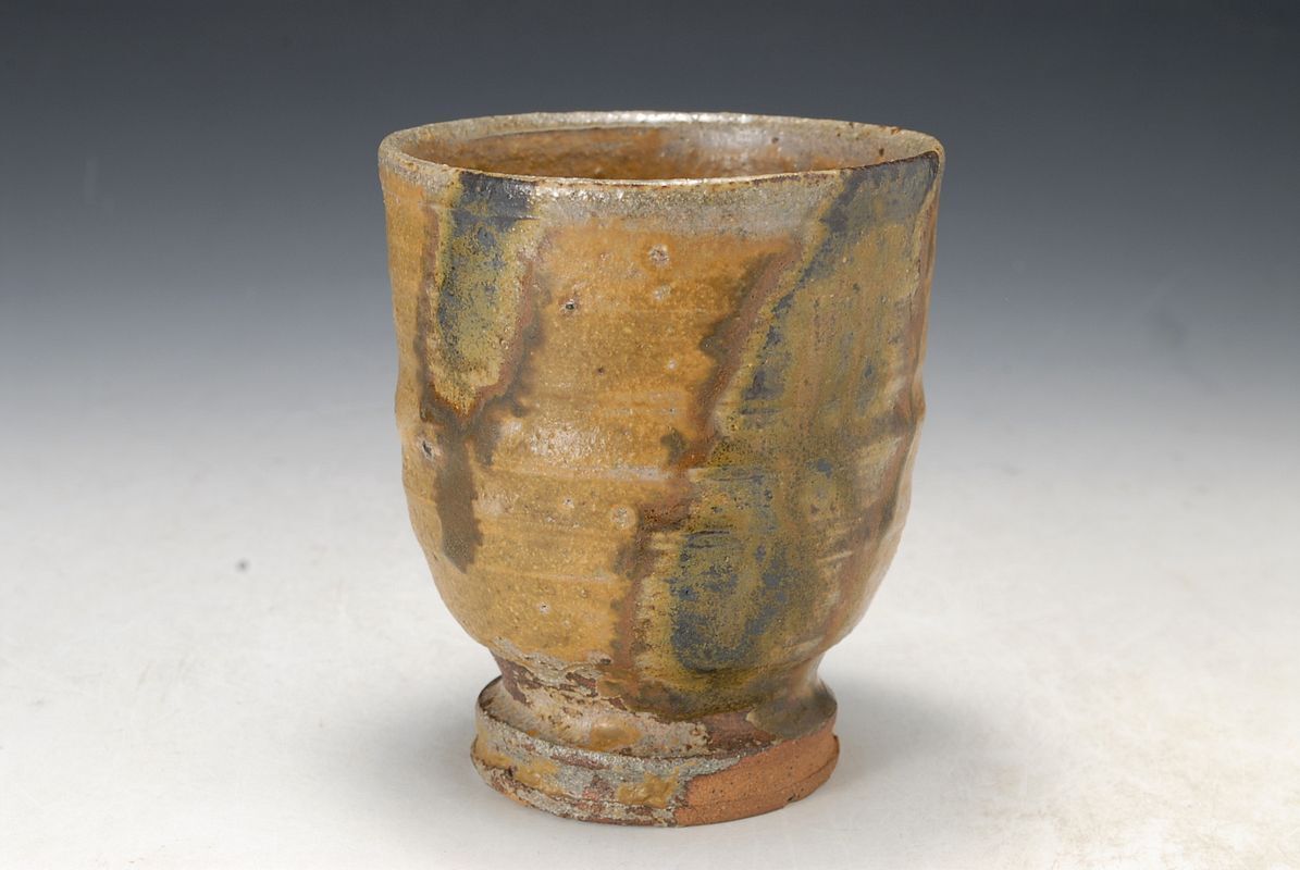 3981 古作 作家物 作者不明 伊羅保湯呑 黄瀬戸 流掛拍卖