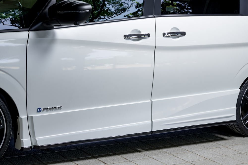 M'z SPEED サイドステップ ダイヤモンドブラック (G41) FRP セレナ HFC27 GFC27 H28.8~R1.7 ハイウェイスター MC前拍卖