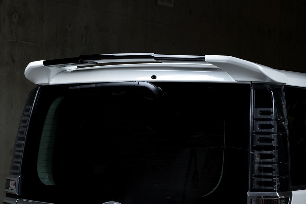 M'z SPEED リアウイング 塗り分け塗装 (070/202) FRP ヴォクシー ZRR80G ZRR85G H29.8~R2.3 V/X MC後拍卖