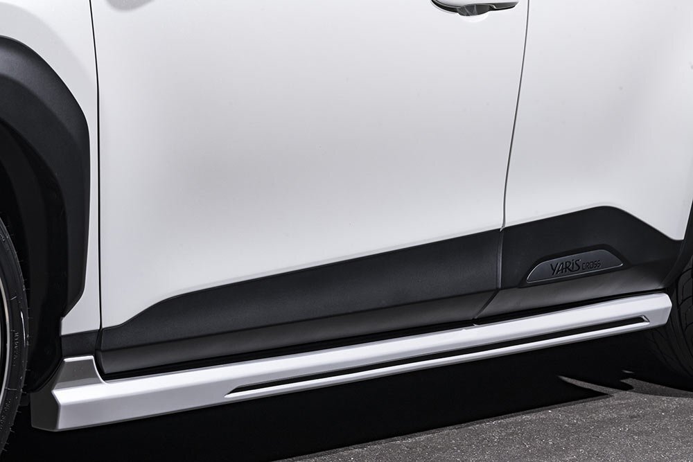 M'z SPEED サイドステップ 塗り分け塗装 (070/MB) ABS ヤリスクロス MXPB10 MXPB15 MXPJ10 MXPJ15 R2.8~ アドベンチャー/GRスポーツ除く拍卖