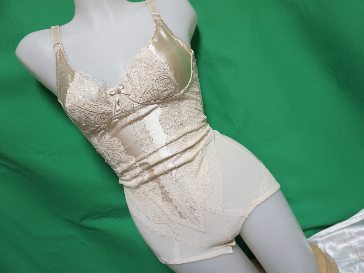 5874♪11月厳選☆Raffine ボディスーツB70M イエローベージュ拍卖