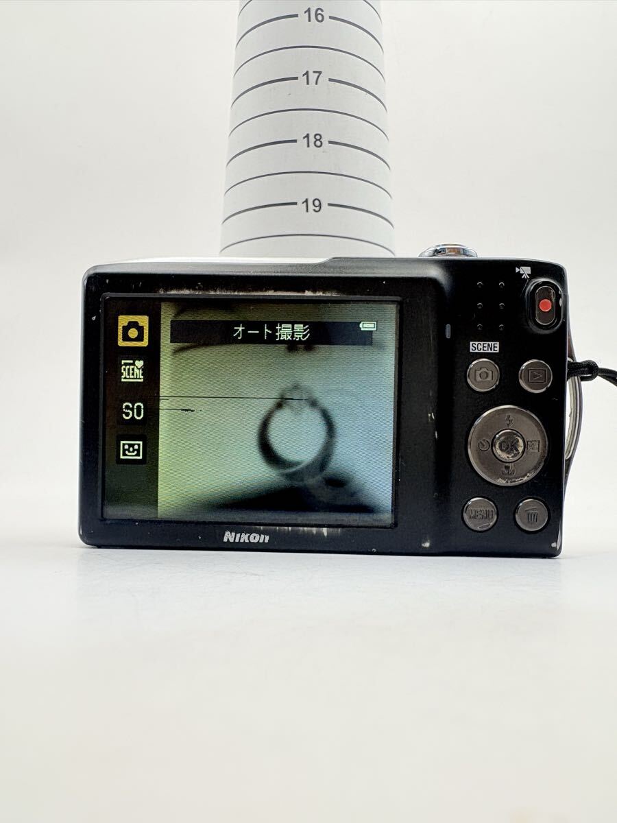 Nikon COOLPIX S3300 シルバー拍卖