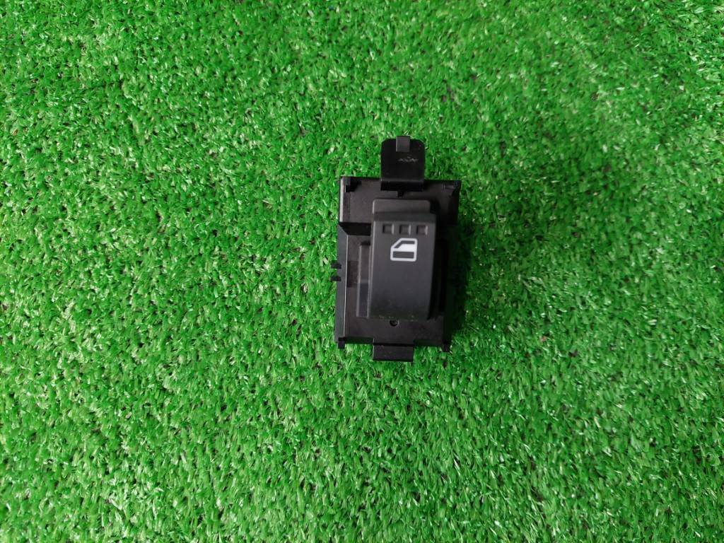 ダイハツタントエグゼカスタムRS① CBA-L455S パワーウインドウスイッチ助手席(動作確認済)初年度登録:平成22年拍卖