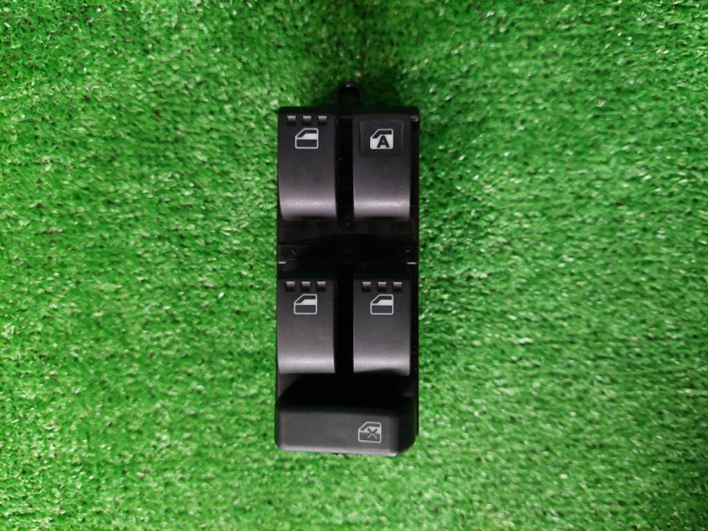 ダイハツタント⑥ DBA-L375S L385S パワーウインドウスイッチ運転席(動作確認済)初年度登録:平成22年拍卖