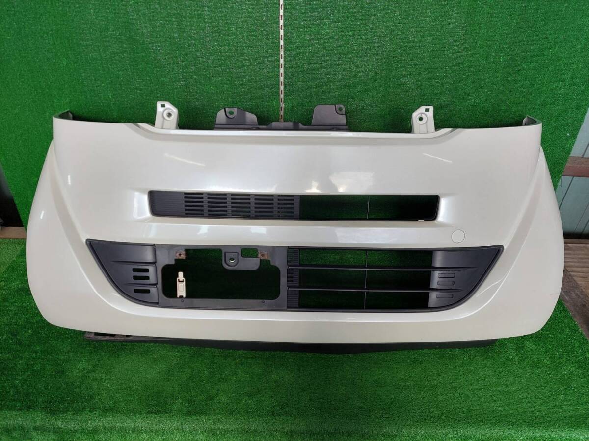 ホンダN-BOX② DBA-JF1 JF2  フロントバンパー 71103-TYO-00 初年度登録:平成24年拍卖