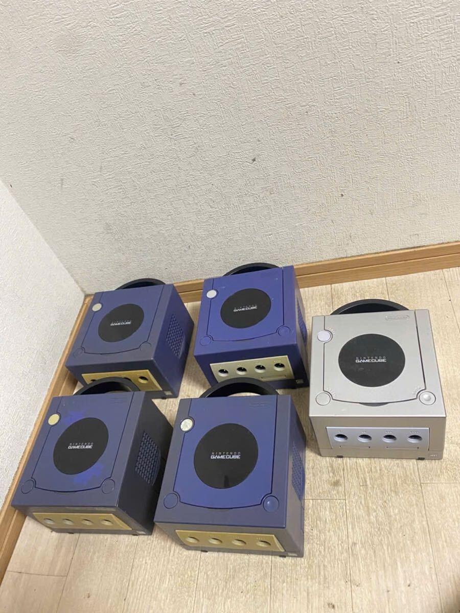任天堂 ゲームキューブ本体5台まとめて売る拍卖