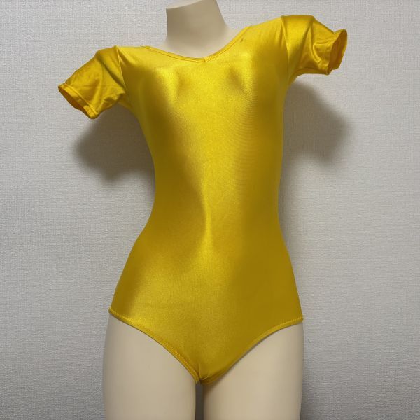 34チャコットレオタードLMサイズ★Vネック・光沢イエロー★大きいサイズ男性も拍卖