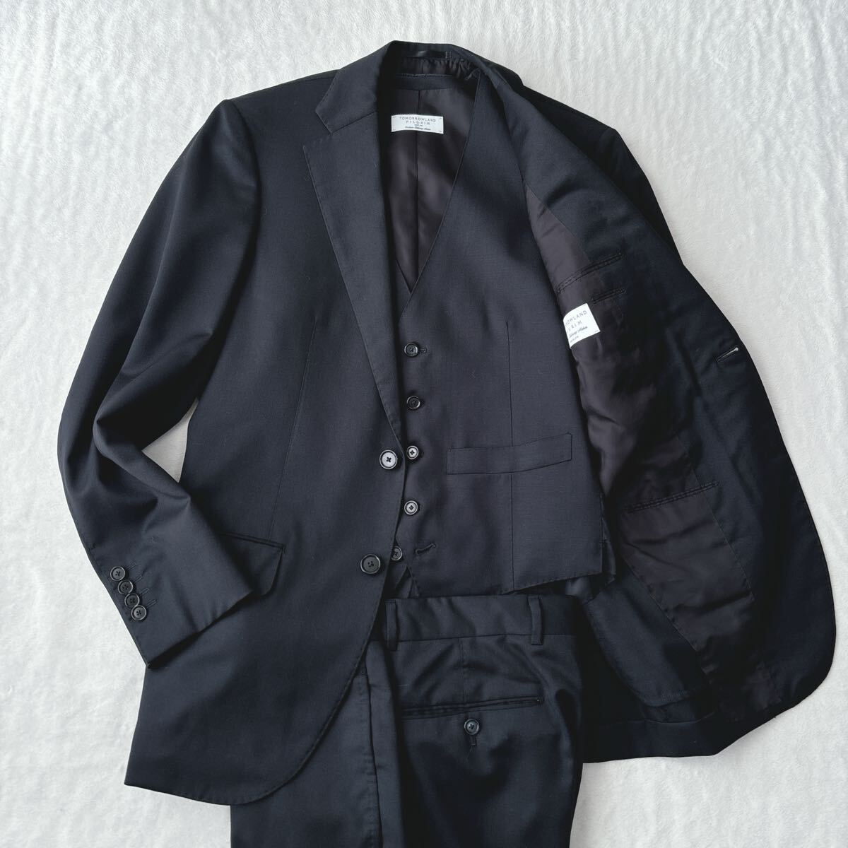 【美品】トゥモローランド ピルグリム スリーピーススーツ ゼニア生地 ブラック TOMORROWLAND PILGRIM Ermenegildo Zegna拍卖