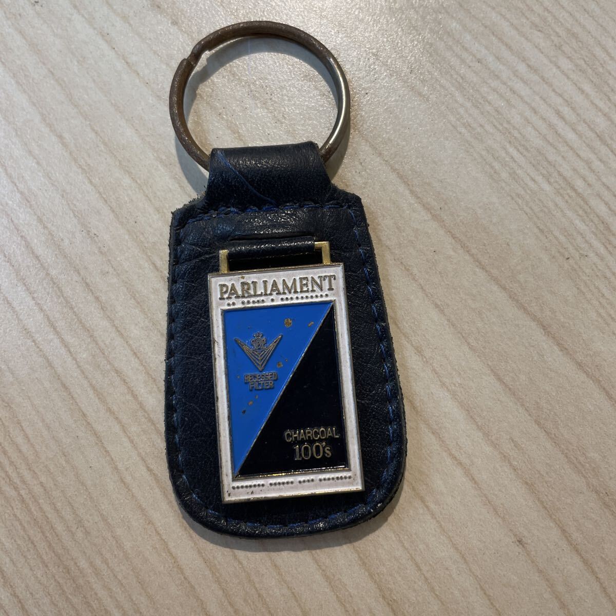 PARLIAMENT パーラメント キーホルダー 当時もの レトロ アンティーク 昭和 古い拍卖