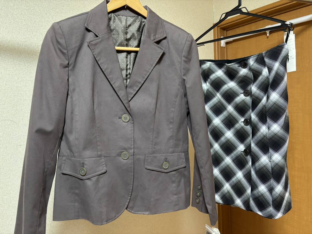 未使用★L&Beautiful ジャケット13AR+スカートW70★上着裏地あり拍卖