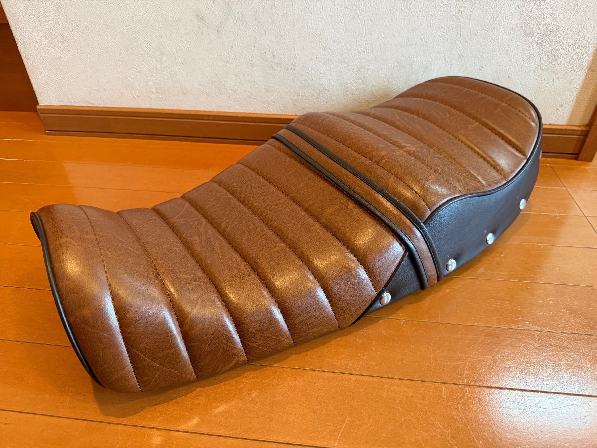 ▼ ジェイド250 / JADE250 (MC23) ▲ タックロールシートです! 鋲付 ● 茶♪拍卖