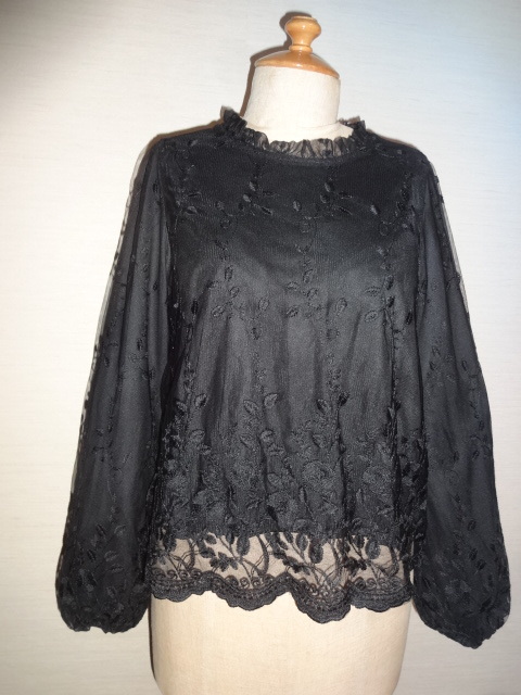 黒首元レースフリル刺繍レース地重ねカット拍卖