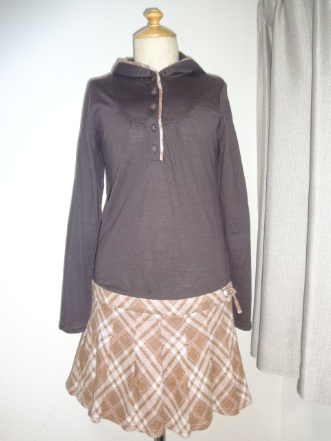 EAST BOY上身焦げ茶W下リボン付タックプリーツフード付OP拍卖