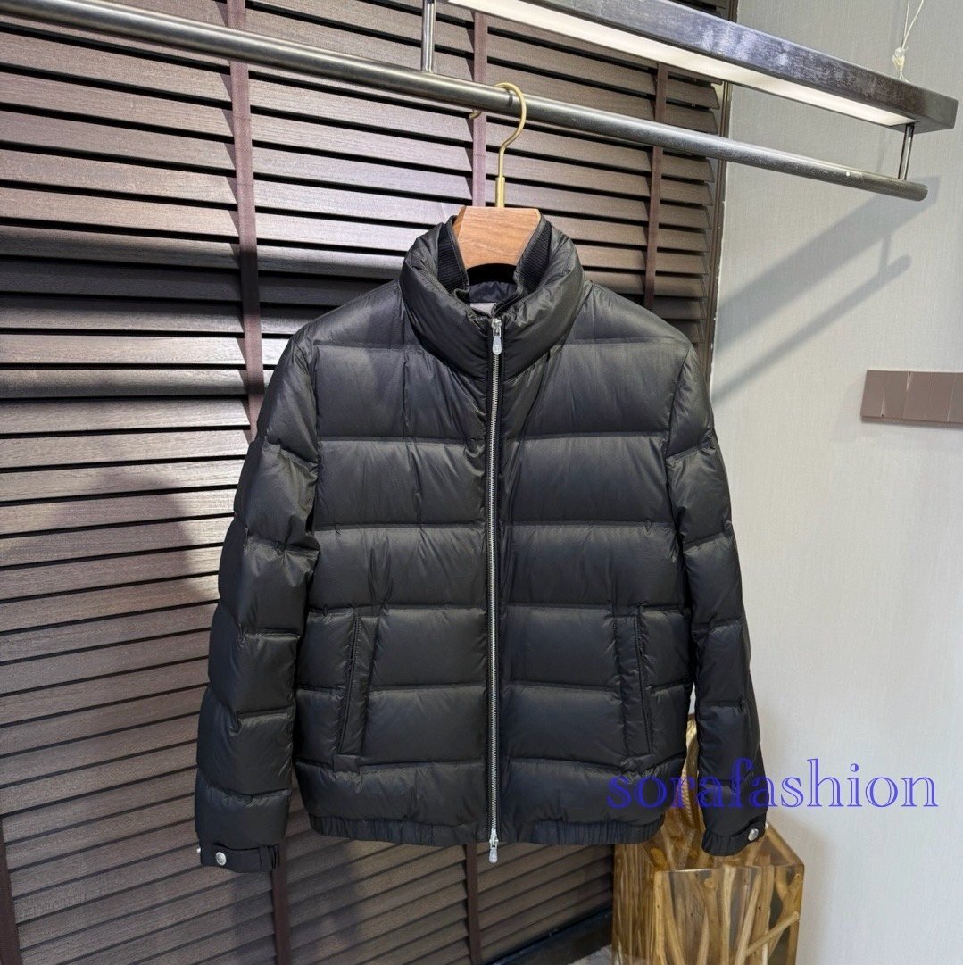 BRUNELLO CUCINELLI ブルネロ クチネリ メンズダウンジャケット ブラック 56サイズ ジップアップブルゾン ダウンアウター 保温 防風 冬物拍卖