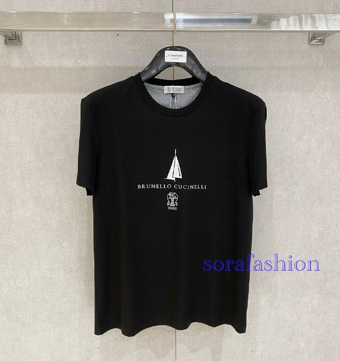 BRUNELLO CUCINELLI(ブルネロ クチネリ) メンズ半袖T-シャツ クルーネック ブラック 2XL トップス カットソー 綿 丸首 プリントロゴ 夏物拍卖