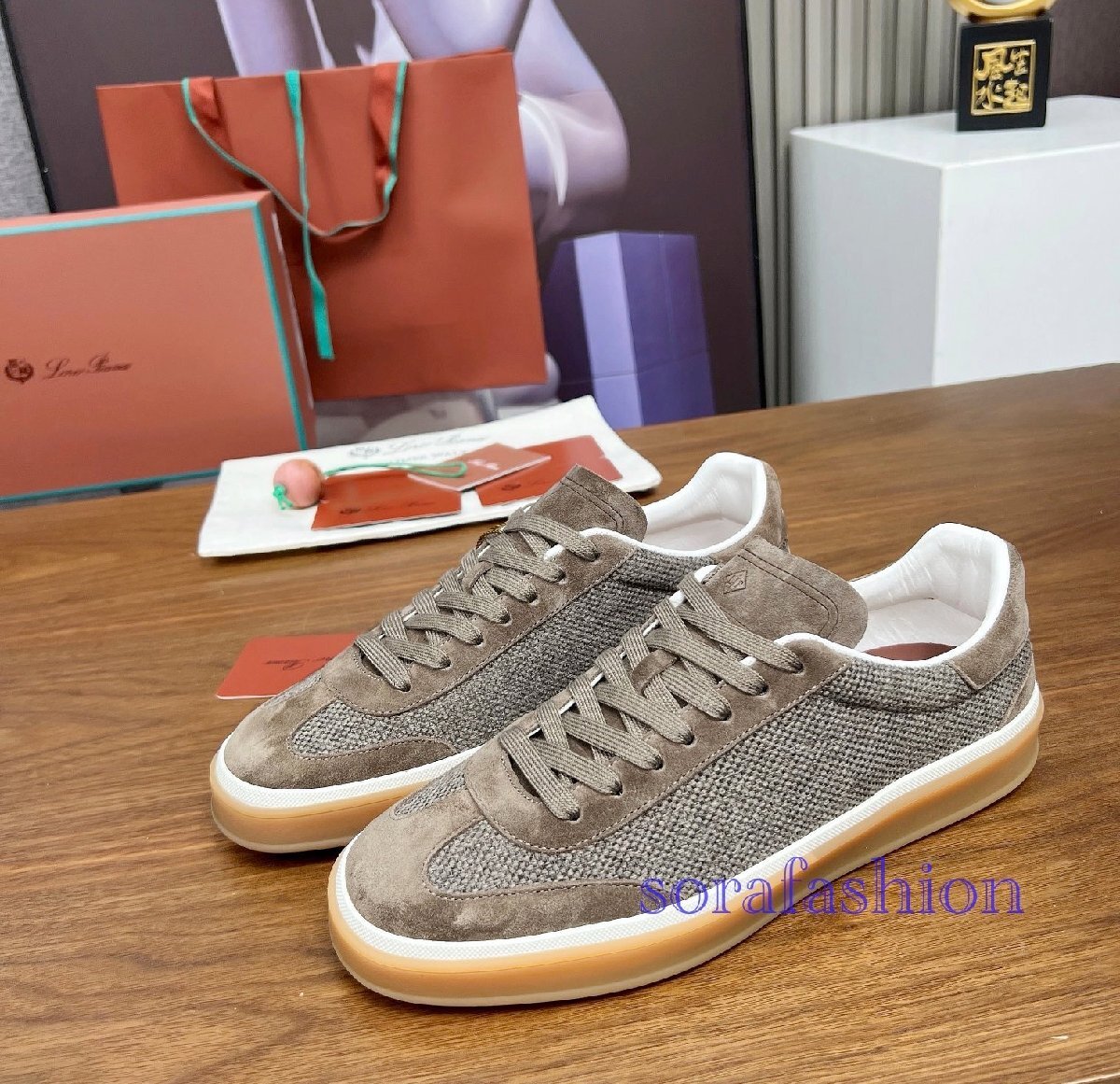 Loro Piana ロロピアーナ メンズスニーカー ウォーキングシューズ カーキ EU42サイズ Tennis Walk スエード ローカット スポーツ 紳士靴拍卖