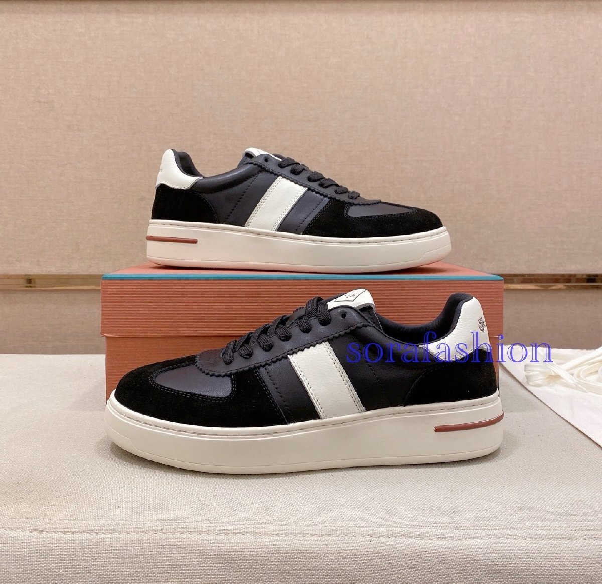 Loro Piana ロロピアーナ メンズスニーカー ウォーキングシューズ 靴 EU41サイズ ブラック スエード 本革 ローカット 箱付け拍卖