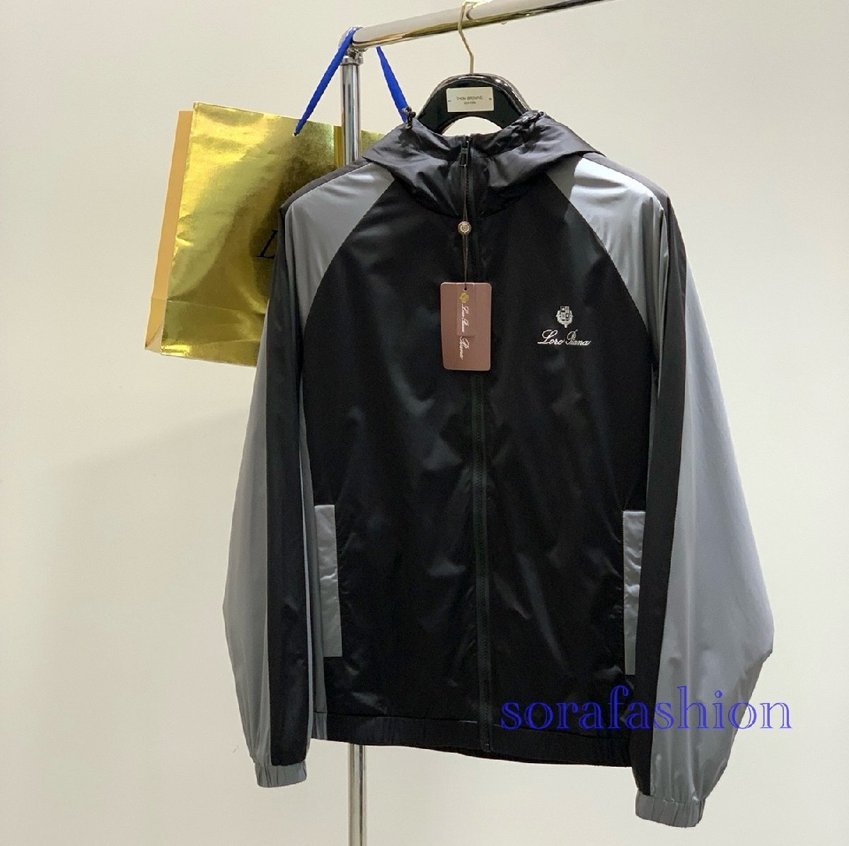 Loro Piana ロロピアーナ メンズジャケット ブルゾン マウンテンパーカー ブラック 48 ジップパーカー ジップアップ アウターコート 防風拍卖