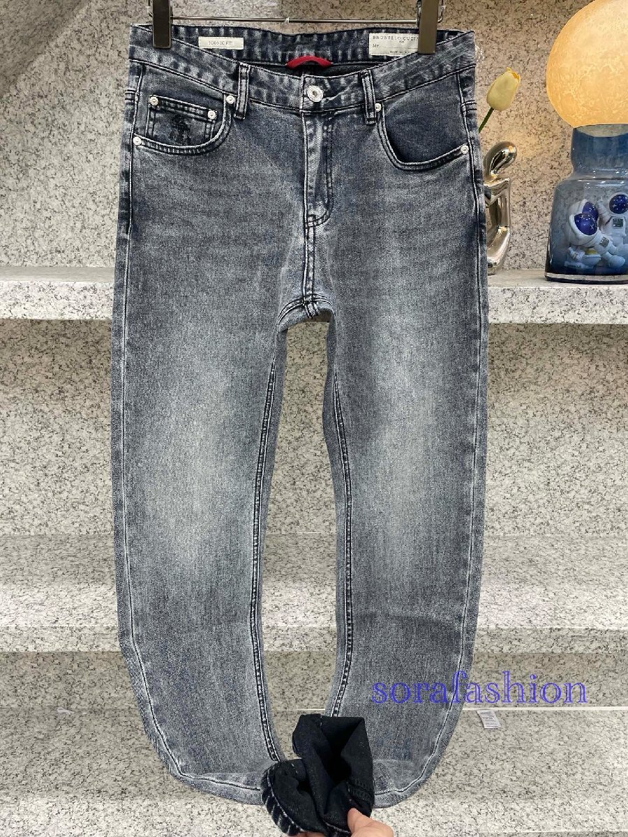 BRUNELLO CUCINELLIブルネロ クチネリ メンズジーンズ デニムパンツ ストレート ボトムズ グレー W38 長ズボン ロング丈 紳士服 綿 秋冬物拍卖