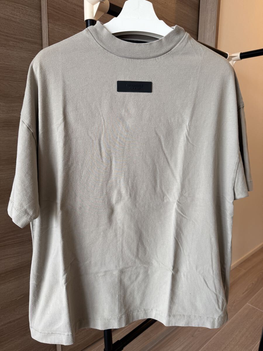 ★★中古美品 ESSENTIALS 半袖 ベージュカーキー Tシャツ エッセンシャルズ サイズXS ★★拍卖