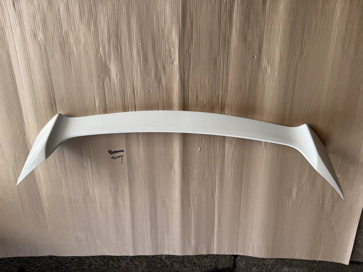 ホンダ CR-z ZF1 リアスポイラー パールホワイト拍卖