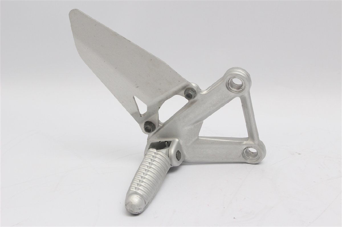 DUCATI 1098S 2007年◆メインステップ 右◆ZDMH700AA7B010拍卖