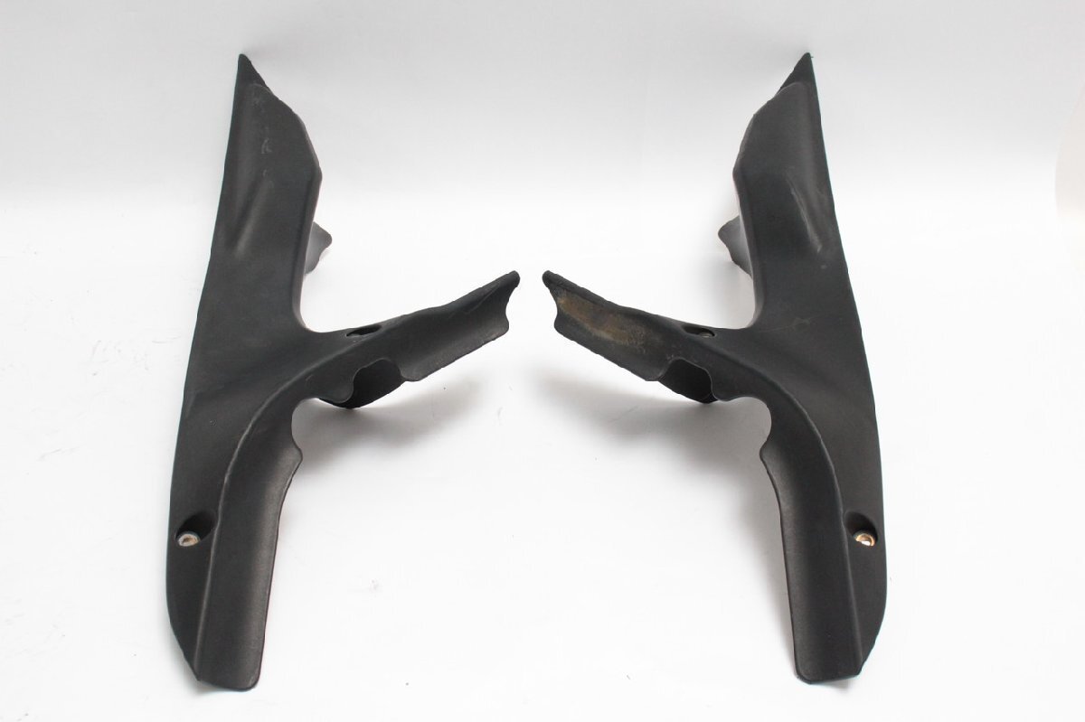 DUCATI 1198S 2008年◆フロントインナーカウル 左右◆ZDMH704AA8B021拍卖