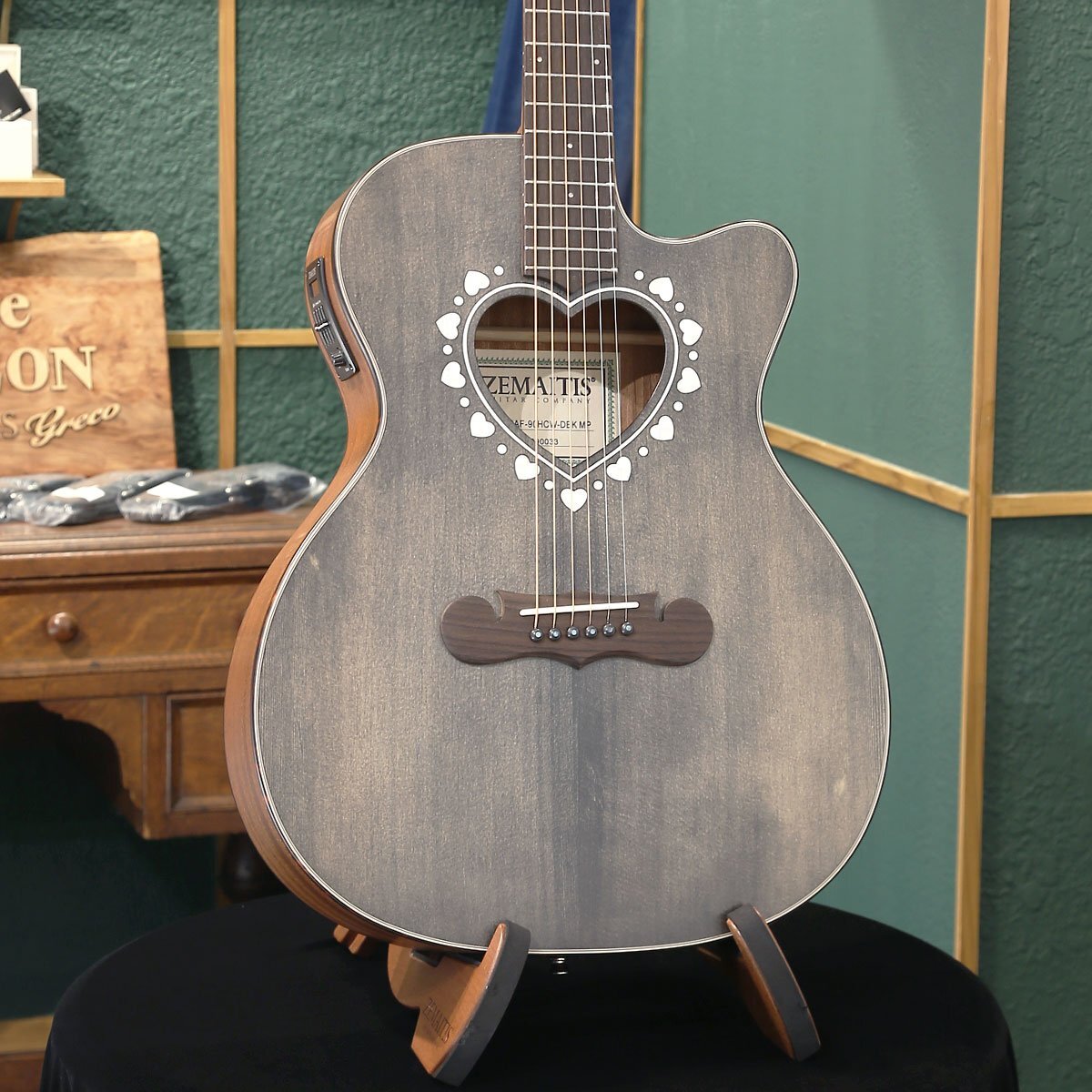 送料無料 Zemaitis ゼマイティス アコースティックギター エレアコ CAF-90HCW Denim Black Mother of Pearl拍卖