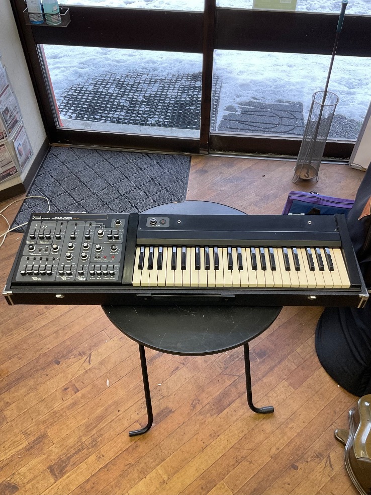 u49064 Roland SH-3A 中古 アナログシンセサイザー~通電のみ確認~拍卖