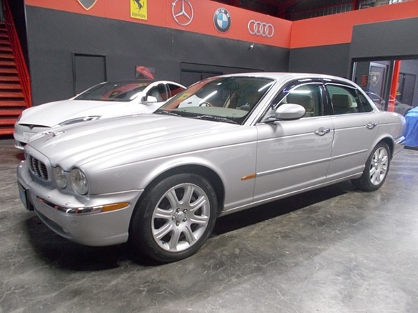 XJ XJ8 3.5 ディーラー整備車両 整備記録簿 取扱説明拍卖