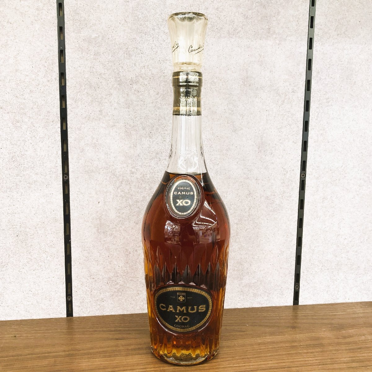 ● 未開栓・ 保管品CAMUS XO COGNAC カミュ XO コニャック 700ml スリムボトル ロングネック 箱付き拍卖