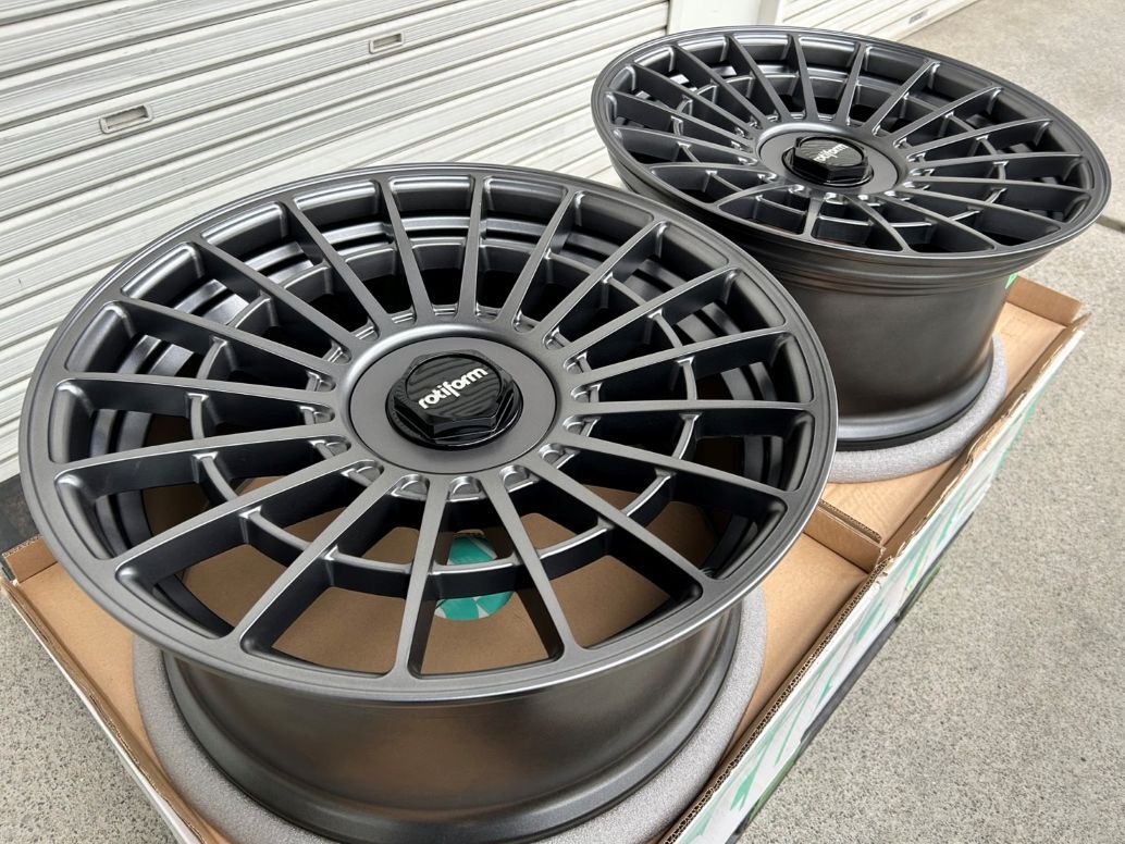 Rotiform ロティフォーム LAS-R マットアンスラサイト 10.0J-20 2本 拍卖