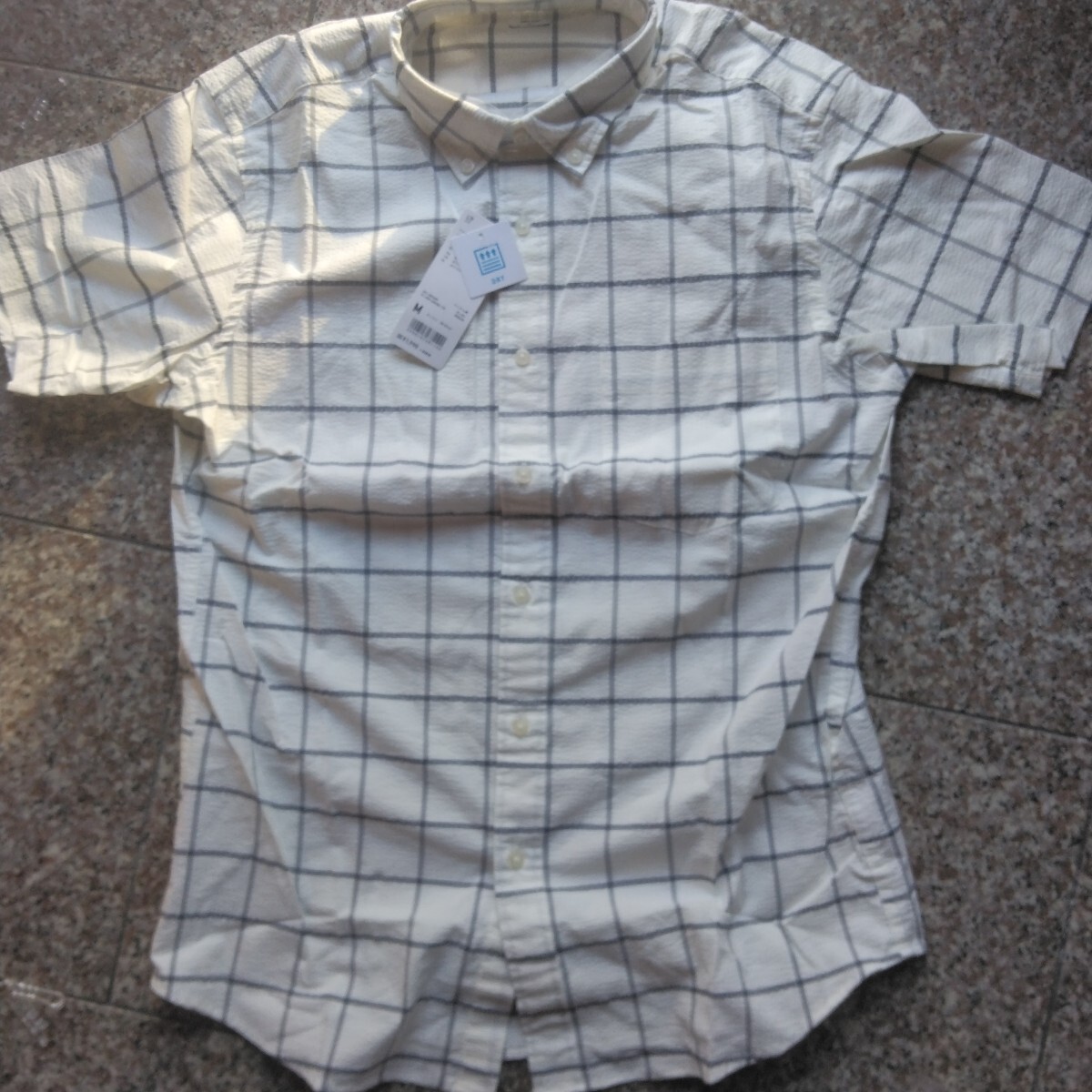 ユニクロ ドライストレッチシアサッカーチェックシャツ 半袖拍卖