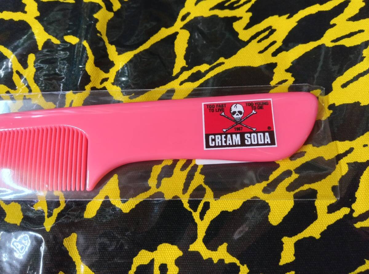 クリームソーダ角ドクロコームピンク色1本!新品CREAMSODAピンクドラゴンブラックキャッツロカビリーブルーエンジェル昭和レトロガイコツ拍卖