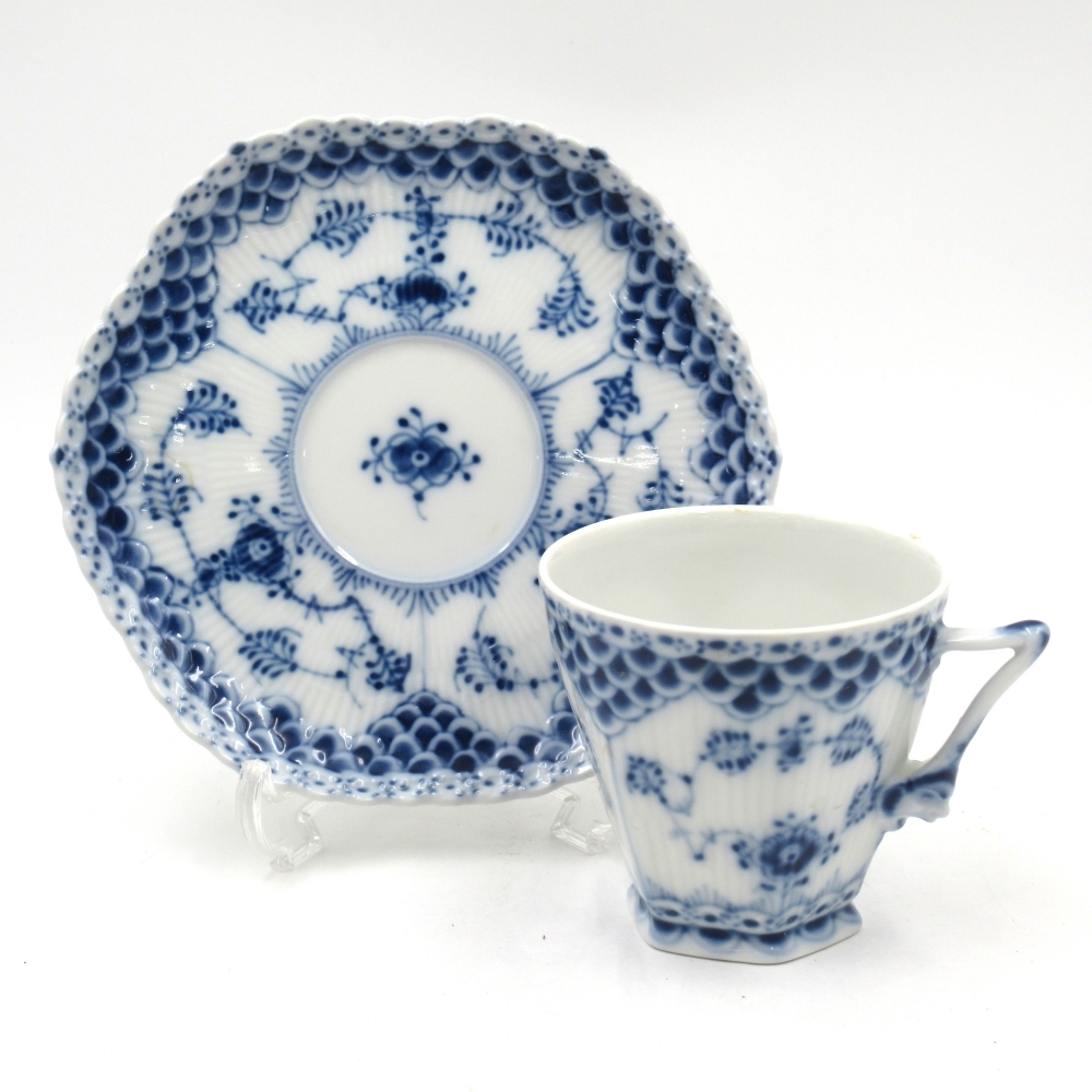 1円〜 ロイヤルコペンハーゲン ブルーフルーテッド フルレース 顔付 コーヒーカップ&ソーサー 1客 計2点 4224868拍卖