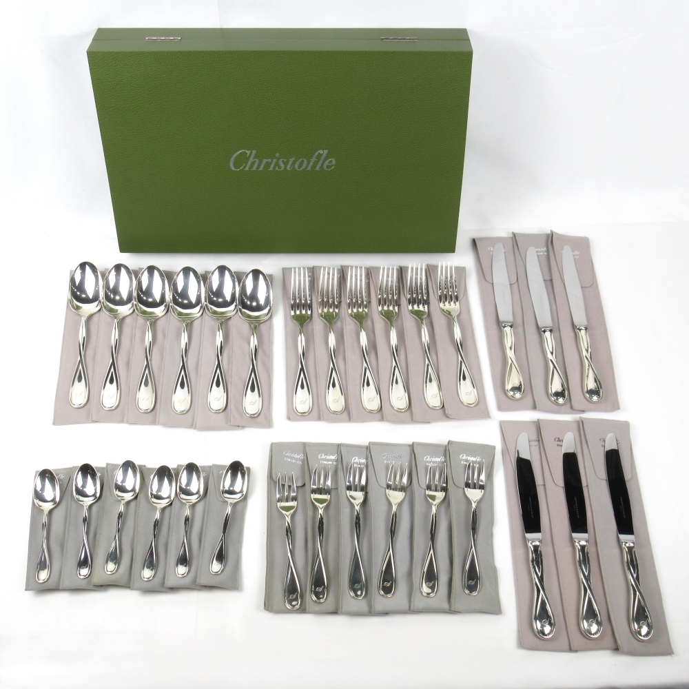 Christofle クリストフル ギャレア ナイフ/フォーク/スプーン 5種 計30本 総重量:約2446g ケース付 エングレイビング有 4201654拍卖