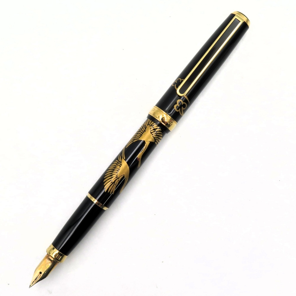 1円〜 PLATINUM プラチナ 加賀本漆 逸平作 瑞雲双鶴 万年筆 ペン先18K 細字 筆記未確認 4246986拍卖