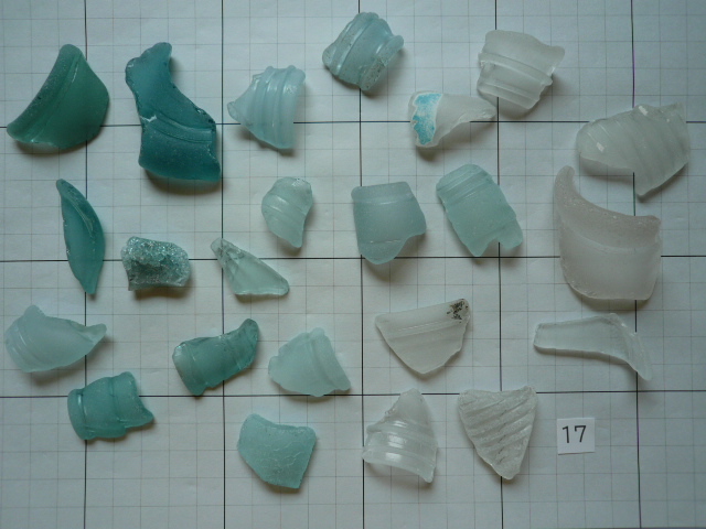 ■シーグラス / Sea Glass■ビーチグラス / Beach Glass■色・サイズいろいろ■和歌山南部の海岸で採取■№17 : 152g■拍卖